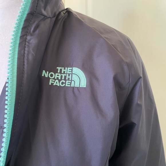 Women’s north face jacket size small petite. In great condition.​​​​​​​​​ - Picture 3 of 7
